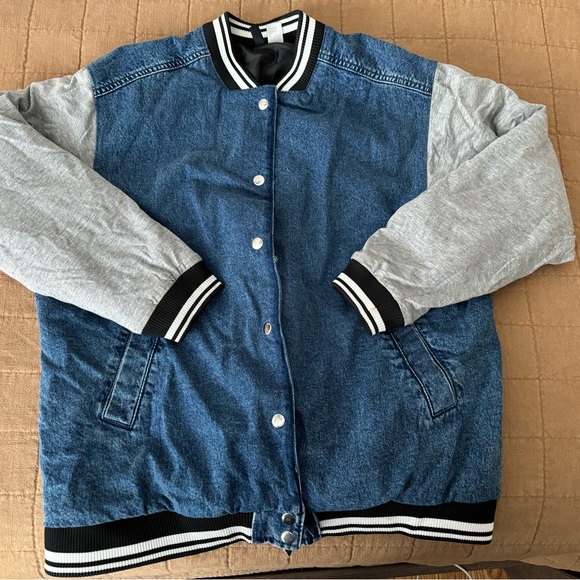 H&M Baseball Jacket - Picture 2 of 4